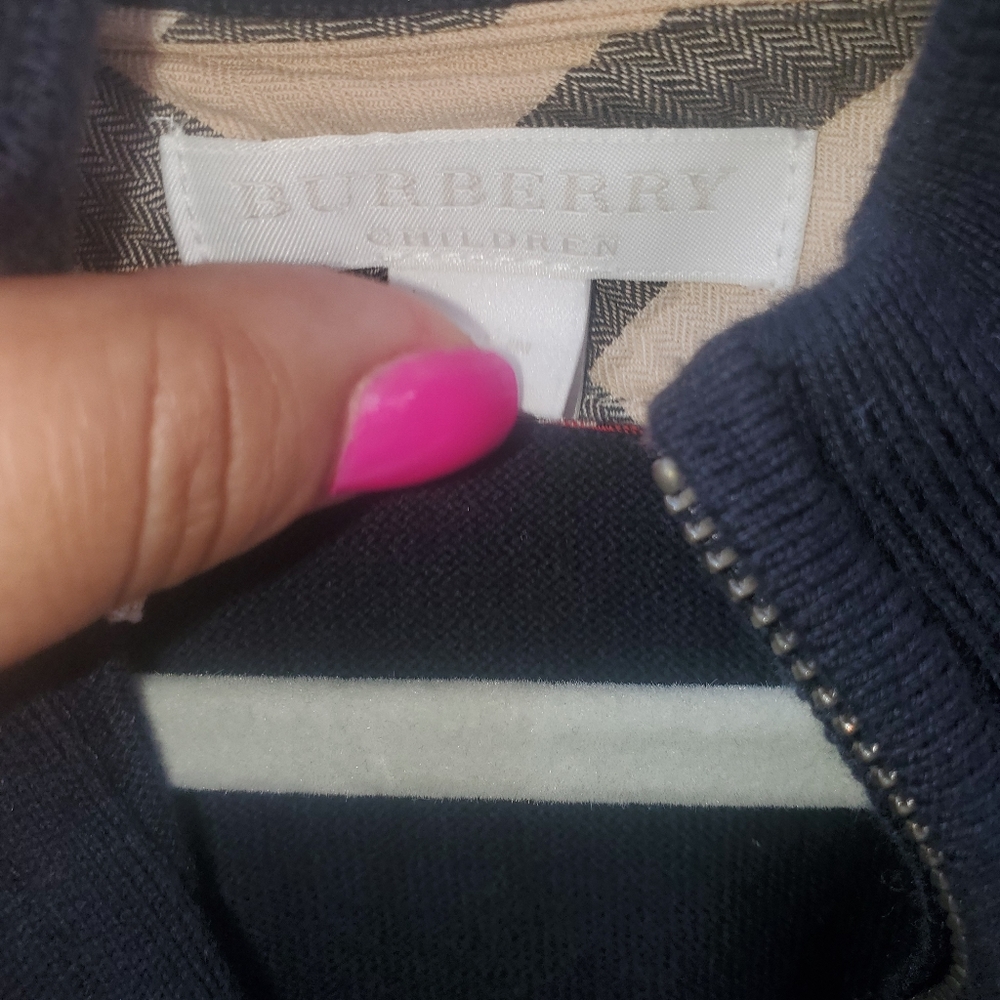 Burberry - Picture 4 of 4